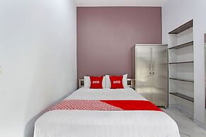 Super OYO Capital O 91665 D'prof Exclusive Guesthouse