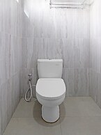 Super OYO Capital O 91665 D'prof Exclusive Guesthouse