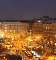 Helen Hostel u Náměstí Míru