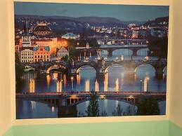 Helen Hostel u Náměstí Míru