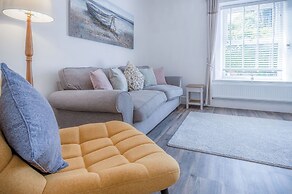 Canol Y Bryn - 3 Bedroom Holiday Home - Tenby