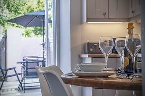 Canol Y Bryn - 3 Bedroom Holiday Home - Tenby