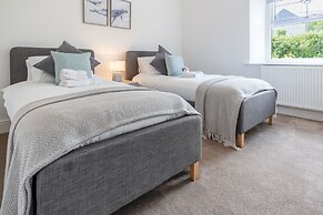 Canol Y Bryn - 3 Bedroom Holiday Home - Tenby