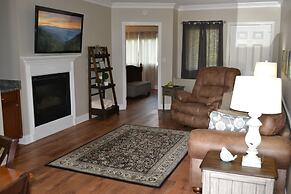 Smoky Mountains 107 2bd Condo With Fireplace 2 Bedroom Home by RedAwni