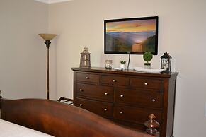 Smoky Mountains 107 2bd Condo With Fireplace 2 Bedroom Home by RedAwni