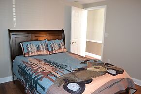 Smoky Mountains 107 2bd Condo With Fireplace 2 Bedroom Home by RedAwni