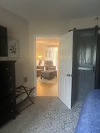 Riverside 605 2bd Condo With Mountains View Private Balcony 2 Bedroom 