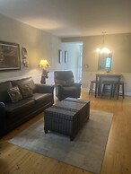 Riverside 605 2bd Condo With Mountains View Private Balcony 2 Bedroom 