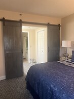 Riverside 605 2bd Condo With Mountains View Private Balcony 2 Bedroom 