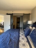 Riverside 605 2bd Condo With Mountains View Private Balcony 2 Bedroom 