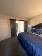 Riverside 605 2bd Condo With Mountains View Private Balcony 2 Bedroom 