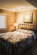 103 2-Bedroom 2 Condo by RedAwning