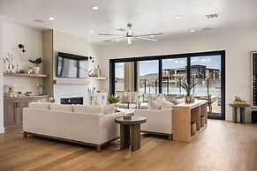 The Beach Front 2.0 7 Bedroom Home