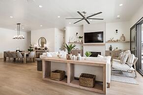 The Beach Front 2.0 7 Bedroom Home