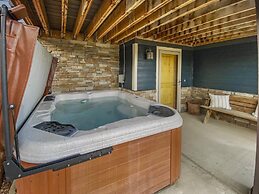 5410 Cross Country Mountain Ski Getaway With Hot Tub & Pool! 5 Bedroom