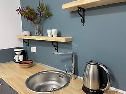 Sabbia Apartments 100m from Perissa Beach