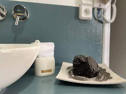 Sabbia Apartments 100m from Perissa Beach