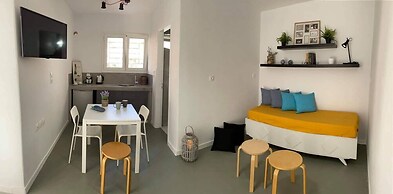 Sabbia Apartments 100m from Perissa Beach