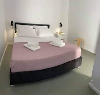 Sabbia Apartments 100m from Perissa Beach