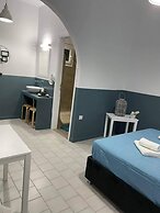 Sabbia Apartments 100m from Perissa Beach