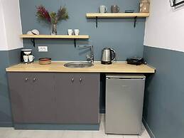 Sabbia Apartments 100m from Perissa Beach