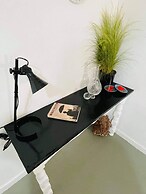 Sabbia Apartments 100m from Perissa Beach