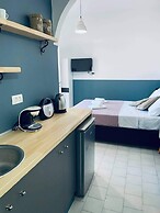 Sabbia Apartments 100m from Perissa Beach