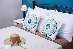 ---Ammira Mare--House near sea with pool