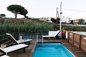 ---Ammira Mare--House near sea with pool