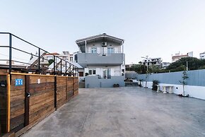 ---Ammira Mare--House near sea with pool