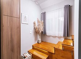 ---Ammira Mare--House near sea with pool