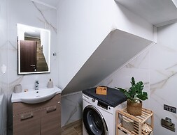 ---Ammira Mare--House near sea with pool