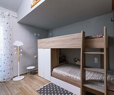 ---Ammira Mare--House near sea with pool