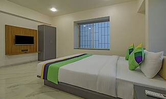 Treebo Atithi Comforts Inn