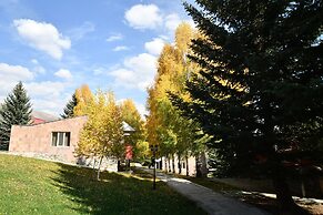 Ani Resort