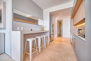 Maxwell Collection Romantic Zone