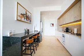 Maxwell Collection Romantic Zone