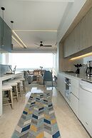 Maxwell Collection Romantic Zone