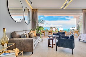 Maxwell Collection Romantic Zone