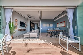 Maxwell Collection Romantic Zone