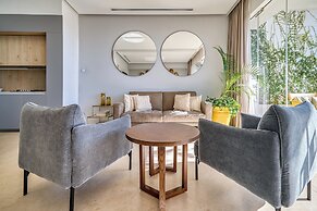 Maxwell Collection Romantic Zone