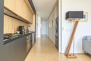 Maxwell Collection Romantic Zone