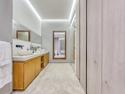 Maxwell Collection Romantic Zone