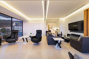 Maxwell Collection Romantic Zone