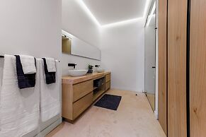 Maxwell Collection Romantic Zone