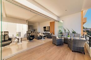 Maxwell Collection Romantic Zone