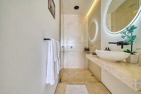 Maxwell Collection Romantic Zone