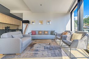 Maxwell Collection Romantic Zone