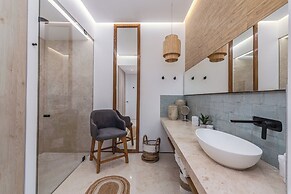 Maxwell Collection Romantic Zone