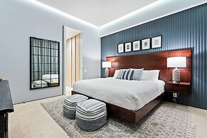 Maxwell Collection Romantic Zone